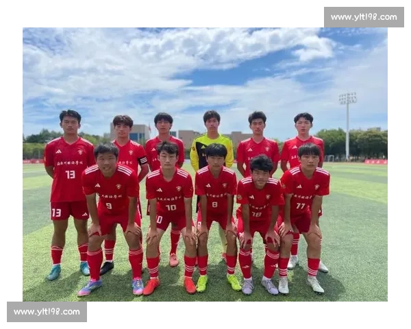 苏超南京队全胜启示：校园足球如何培育职业球星