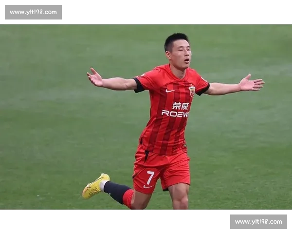 武磊与艾克森：里皮战术下的锋线遗憾