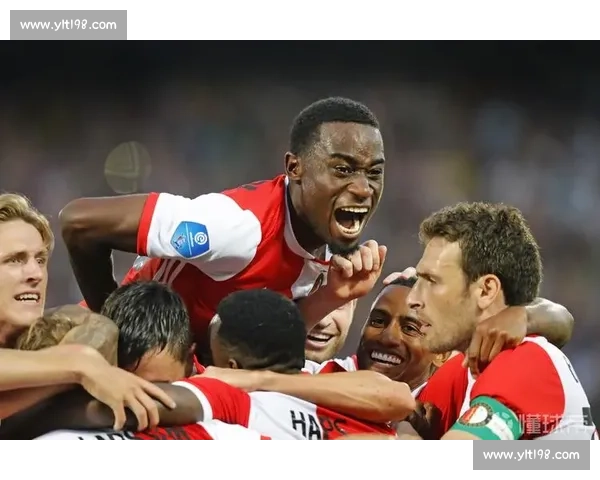 维拉免签 19 岁荷兰锋线新星 费耶诺德青训天才雷德蒙加盟